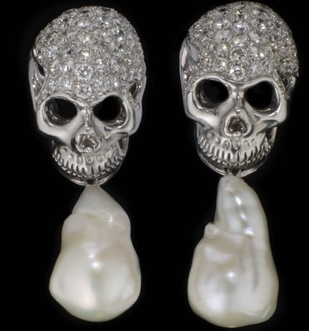 Skull_and_Pearl_Earrings-thumb-450x481