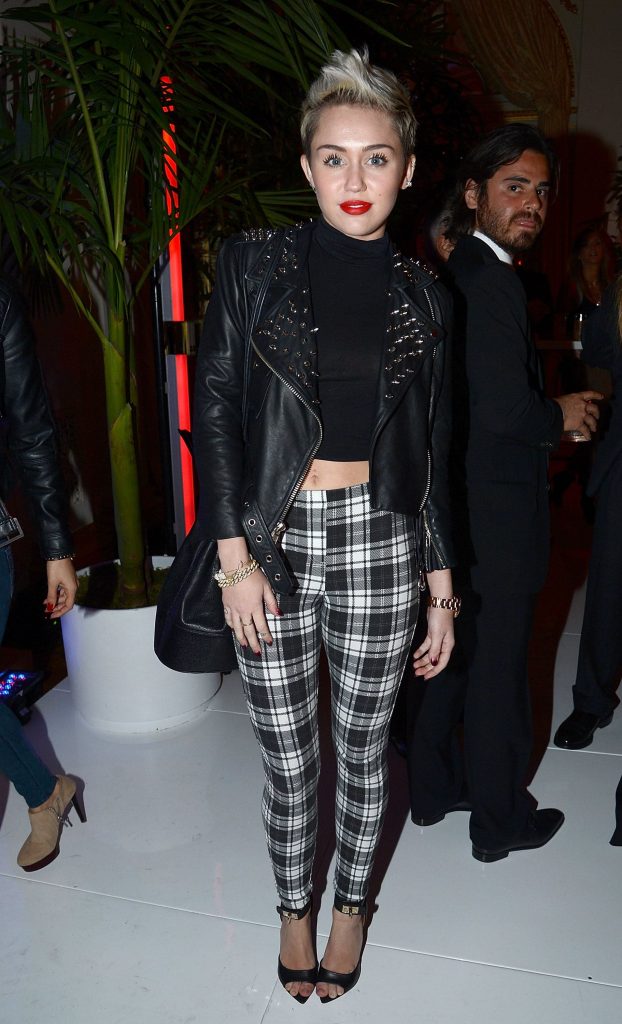 miley-cyrus-continued-her-punk-rock-styling-streak-plaid-leggings