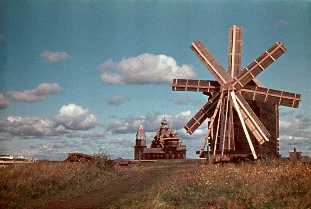 Карелия. "Мой первый водопад" (В. Лисицын). 1965 г. Фото: ╘ В. Лисицын.\\ Фотоаппарат "Смена", Источник: geo.ru