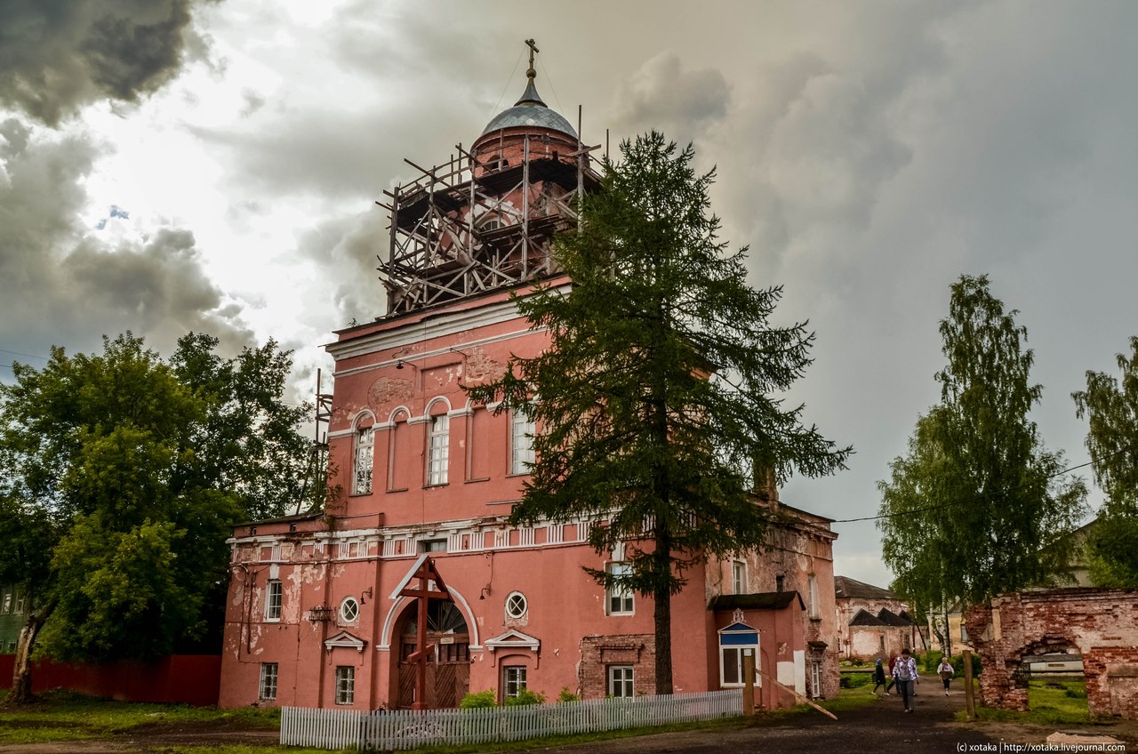 захаровский парк тихвин